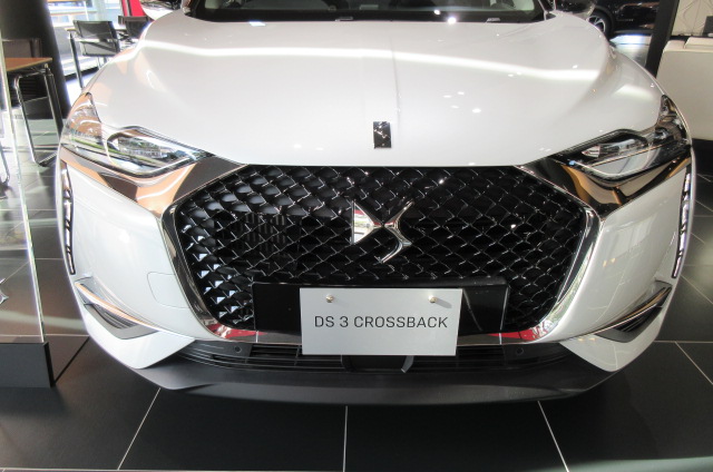 DS3 CROSSBACK 装備の違いについて vol.2