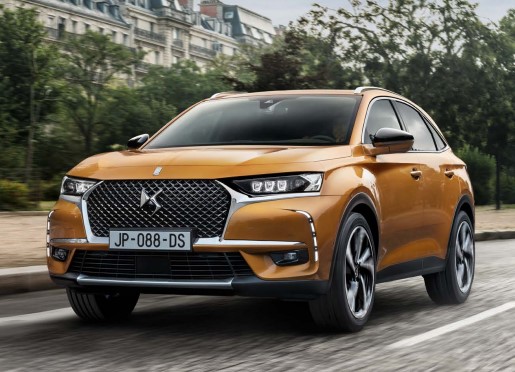 「DS7 CROSSBACK」のグレード展開につきまして