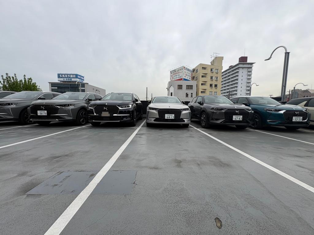 中古車展示場がＯＰＥＮ！