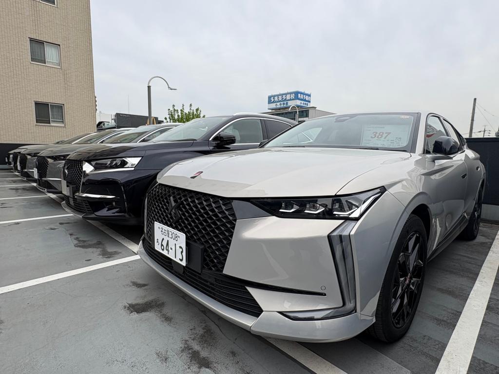 中古車展示場がＯＰＥＮ！