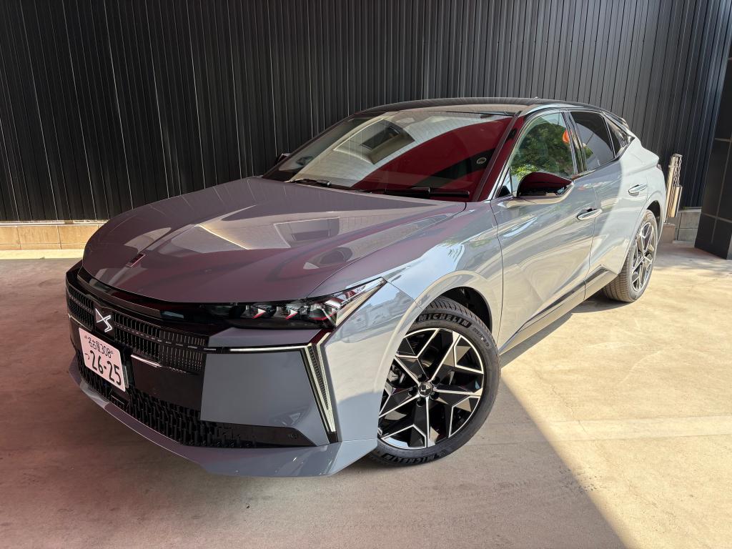 新型DSN゜4　ETOILE HYBRIDを展示中です
